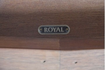 中古　maruni(マルニ木工)　地中海ロイヤルシリーズ(ROYAL)　細部まで意匠が施されたダイニングテーブル　定価約26万円　(R-091029)