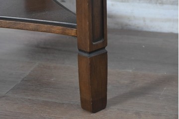 中古　美品　マルニ木工(maruni)　地中海ロイヤルシリーズ(ROYAL)　彫り装飾と天板の木目が上品なラウンドサイドテーブル　定価約14万円　(R-091031)