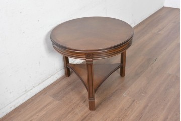 中古　美品　マルニ木工(maruni)　地中海ロイヤルシリーズ(ROYAL)　彫り装飾と天板の木目が上品なラウンドサイドテーブル　定価約14万円　(R-091032)