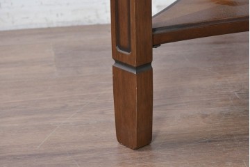 中古　美品　マルニ木工(maruni)　地中海ロイヤルシリーズ(ROYAL)　彫り装飾と天板の木目が上品なラウンドサイドテーブル　定価約14万円　(R-091032)