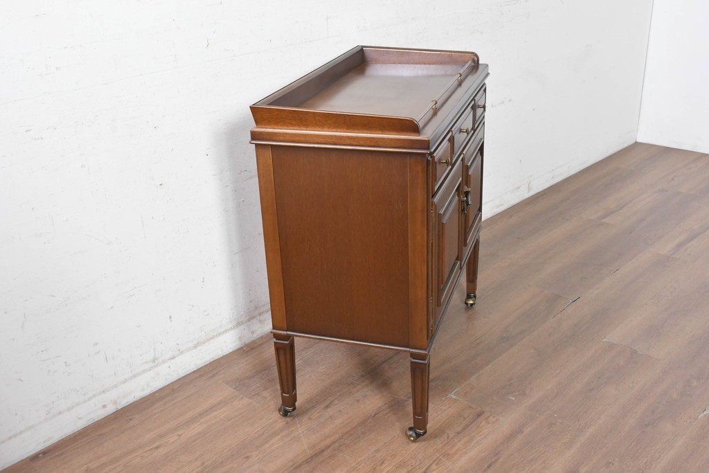 中古　希少な廃番品　maruni(マルニ木工)　地中海ロイヤルシリーズ(ROYAL)　　ビュッフェワゴン　(R-091035)