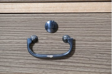 和製ヴィンテージ　最高級品!!　藪田信次作　漆絵入りの着物箪笥　定価約400万円　(R-091037)