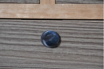 和製ヴィンテージ　最高級品!!　藪田信次作　漆絵入りの着物箪笥　定価約400万円　(R-091037)