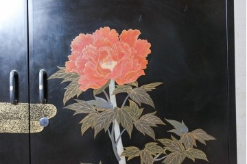 和製ヴィンテージ　最高級品!!　藪田信次作　漆絵入りの着物箪笥　定価約400万円　(R-091037)