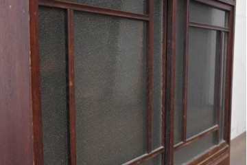 和製アンティーク　大正期から昭和初期　欅(ケヤキ)材　大正ロマンなデザインが趣深い茶箪笥　(R-091041)