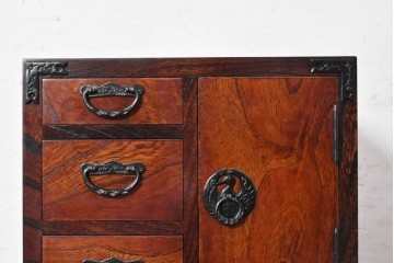 中古　岩谷堂箪笥　収納棚を備えた小引き出し　(R-091045)