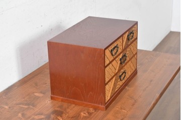 中古　美品　箱根寄木細工　多彩な幾何学模様をあしらった小引き出し　(R-091046)