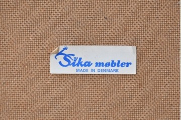 デンマークヴィンテージ　1960年から1970年頃　Sika Mobler(シカ・モブラー)　チーク材　両側に展開する多段式ソーイングボックス　(R-091047)