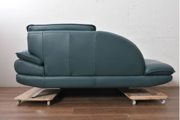 中古　美品　NICOLETTI HOME(ニコレッティ・ホーム)　Success(サクセス)　曲線的なフォルムとブルーグリーンの本革張りがモダンなシェーズロング　定価約60万円　(R-091048)