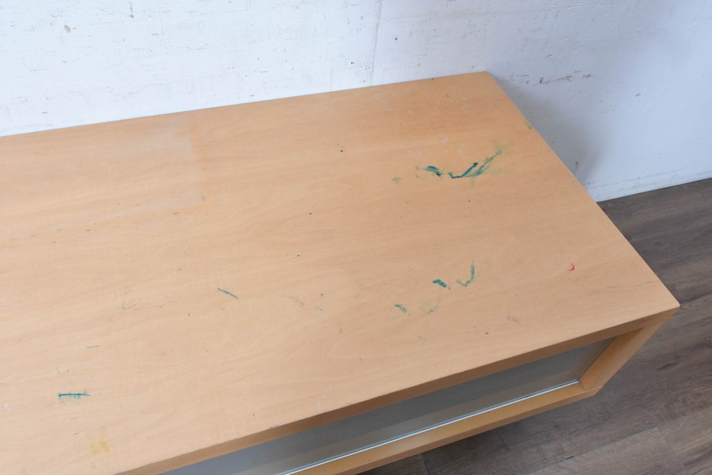 中古　ドイツ製　MOLLER DESIGN(モラー・デザイン)　ガラス引き戸のロングテレビボード　定価約30万円　(R-091054)