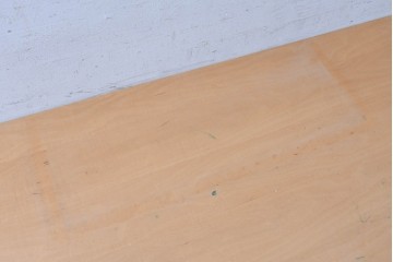 中古　ドイツ製　MOLLER DESIGN(モラー・デザイン)　ガラス引き戸のロングテレビボード　定価約30万円　(R-091054)
