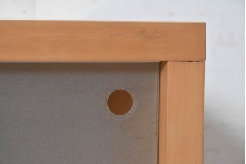中古　ドイツ製　MOLLER DESIGN(モラー・デザイン)　ガラス引き戸のロングテレビボード　定価約30万円　(R-091054)