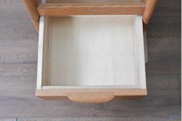 中古　美品　日進木工(nissin)　照明付きのスリムなキュリオケース　定価約20万円　(R-091055)