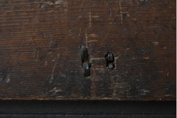 アジアンアンティーク　明治期　重厚な金具使いが目を引くバンダチ　(R-091056) 　