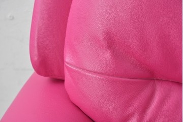 中古　美品　EKORNES(エコーネス)　Stressless(ストレスレス)　ボイジャー　鮮やかなピンクが印象的なリクライニングチェアとオットマンのセット　定価約43万円　(R-091057)