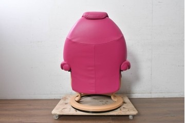 中古　美品　EKORNES(エコーネス)　Stressless(ストレスレス)　ボイジャー　鮮やかなピンクが印象的なリクライニングチェアとオットマンのセット　定価約43万円　(R-091057)
