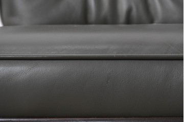 中古　美品　希少な廃番品　maruni(マルニ木工)　地中海ロイヤルシリーズ(ROYAL)　本革　デスクチェア　定価約23万円　(R-091058)