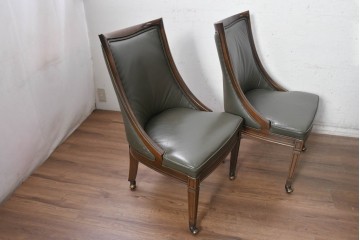中古　美品　希少な廃番品　maruni(マルニ木工)　地中海ロイヤルシリーズ(ROYAL)　本革　木製脚がクラシカルなキャスター付きダイニングチェア4脚セット　定価(4脚合計)約68万円　(R-091059)
