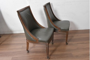 中古　美品　希少な廃番品　maruni(マルニ木工)　地中海ロイヤルシリーズ(ROYAL)　本革　木製脚がクラシカルなキャスター付きダイニングチェア4脚セット　定価(4脚合計)約68万円　(R-091059)