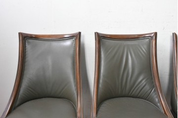 中古　美品　希少な廃番品　maruni(マルニ木工)　地中海ロイヤルシリーズ(ROYAL)　本革　木製脚がクラシカルなキャスター付きダイニングチェア4脚セット　定価(4脚合計)約68万円　(R-091059)