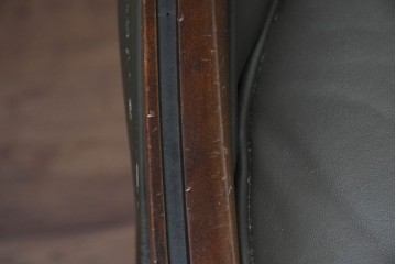 中古　美品　希少な廃番品　maruni(マルニ木工)　地中海ロイヤルシリーズ(ROYAL)　本革　木製脚がクラシカルなキャスター付きダイニングチェア4脚セット　定価(4脚合計)約68万円　(R-091059)