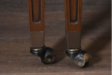 中古　美品　希少な廃番品　maruni(マルニ木工)　地中海ロイヤルシリーズ(ROYAL)　本革　木製脚がクラシカルなキャスター付きダイニングチェア4脚セット　定価(4脚合計)約68万円　(R-091059)