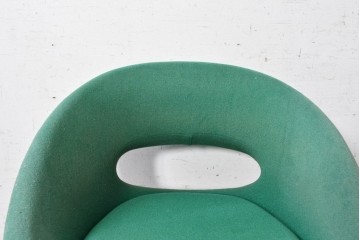 和製ヴィンテージ　レトロなフォルムが目を引くグリーンの回転椅子　(R-091060)