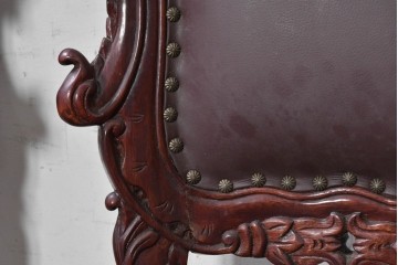 中国ヴィンテージ　美品　高級品　花梨材　繊細な彫刻や鋲飾りが華やかな本革張りのダイニングチェア4脚セット　(R-091063)