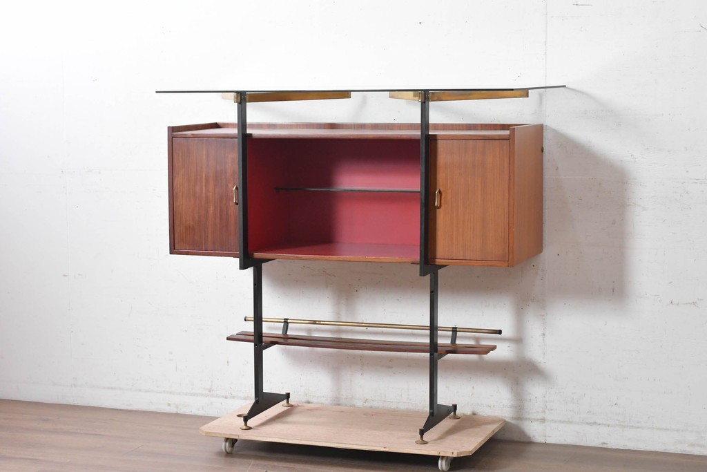 イタリアヴィンテージ　1950年から1960年頃　楽器モチーフが目を引くカウンターテーブルとチェア2脚セット　(R-091066)