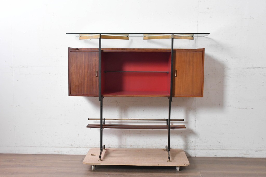 イタリアヴィンテージ　1950年から1960年頃　楽器モチーフが目を引くカウンターテーブルとチェア2脚セット　(R-091066)