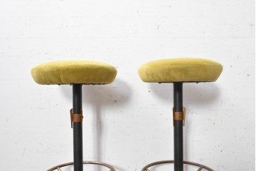 イタリアヴィンテージ　1950年から1960年頃　楽器モチーフが目を引くカウンターテーブルとチェア2脚セット　(R-091066)