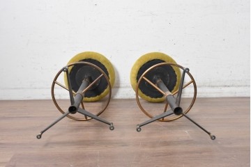 イタリアヴィンテージ　1950年から1960年頃　楽器モチーフが目を引くカウンターテーブルとチェア2脚セット　(R-091066)
