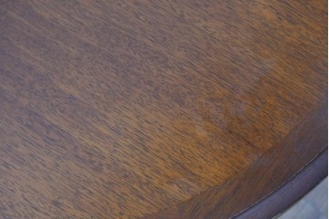中古　マルニ木工(maruni)　地中海シリーズ　表情豊かな木目模様が魅力のラウンドサイドテーブル　(R-091069)