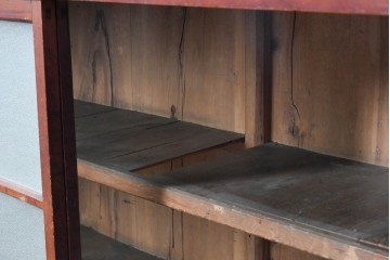 和製アンティーク　昭和初期　レトロなガラス戸と4杯の引き出しを備えたサイドボード　(R-091081)