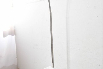 中古　美品　イタリア　FLOS(フロス)社　ARCO(アルコ)　大理石の土台がアクセントを添えるモダンなフロアスタンド　定価約44万円　(R-091086)