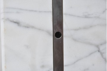 中古　美品　イタリア　FLOS(フロス)社　ARCO(アルコ)　大理石の土台がアクセントを添えるモダンなフロアスタンド　定価約44万円　(R-091086)