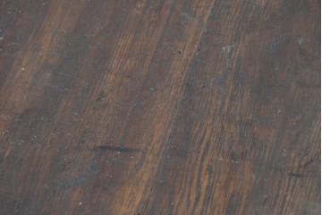 和製アンティーク　明治期　時代箪笥　縁黒柿材　重厚な金具使いと豊富な収納が魅力の帳場小箪笥　(R-091089)
