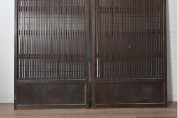 アンティーク建具　明治から大正期　細かな縦格子に裏障子枠付きの格子戸2枚セット　(R-091092)