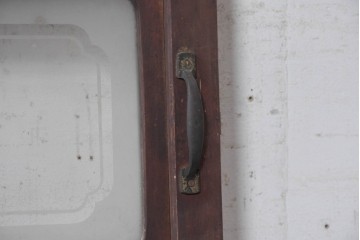 アンティーク建具　大正から昭和初期　幅広で存在感のある裏障子付き格子扉1枚　(R-091093)