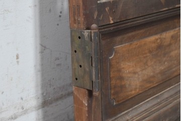 アンティーク建具　大正から昭和初期　幅広で存在感のある裏障子付き格子扉1枚　(R-091093)