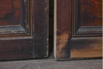 アンティーク建具　昭和初期　細身の縦桟が連なる裏障子付き格子戸2枚セット　(R-091097)