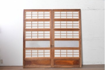 アンティーク建具　昭和初期　細身の縦桟が連なる裏障子付き格子戸2枚セット　(R-091097)