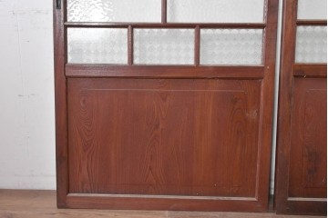 アンティーク建具　昭和初期から昭和中期　最高級!!　総欅(ケヤキ)材　2種類のプレスガラスを楽しめるガラス戸2枚セット　(R-091102)