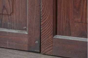 アンティーク建具　昭和初期から昭和中期　最高級!!　総欅(ケヤキ)材　2種類のプレスガラスを楽しめるガラス戸2枚セット　(R-091102)