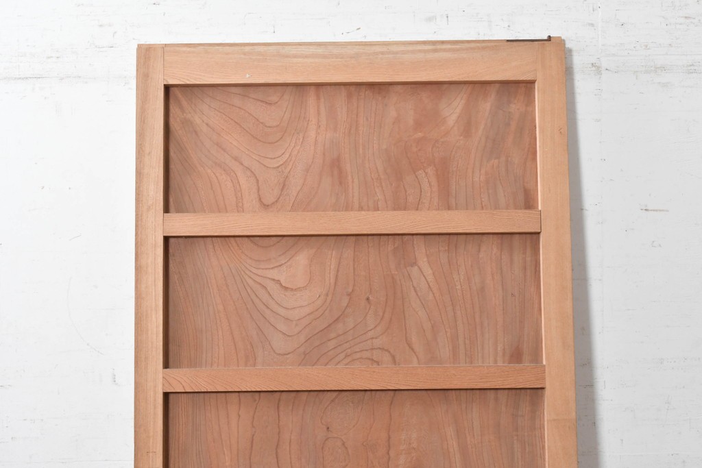 ヴィンテージ建具　美品　昭和中期から昭和後期　総欅(ケヤキ)材　杢目の良い一枚板を使った厚みのある引き戸1枚　(R-091103)