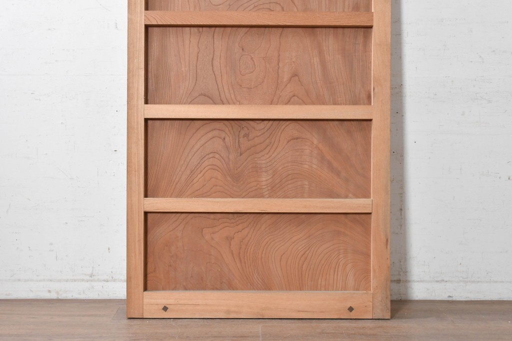 ヴィンテージ建具　美品　昭和中期から昭和後期　総欅(ケヤキ)材　杢目の良い一枚板を使った厚みのある引き戸1枚　(R-091103)
