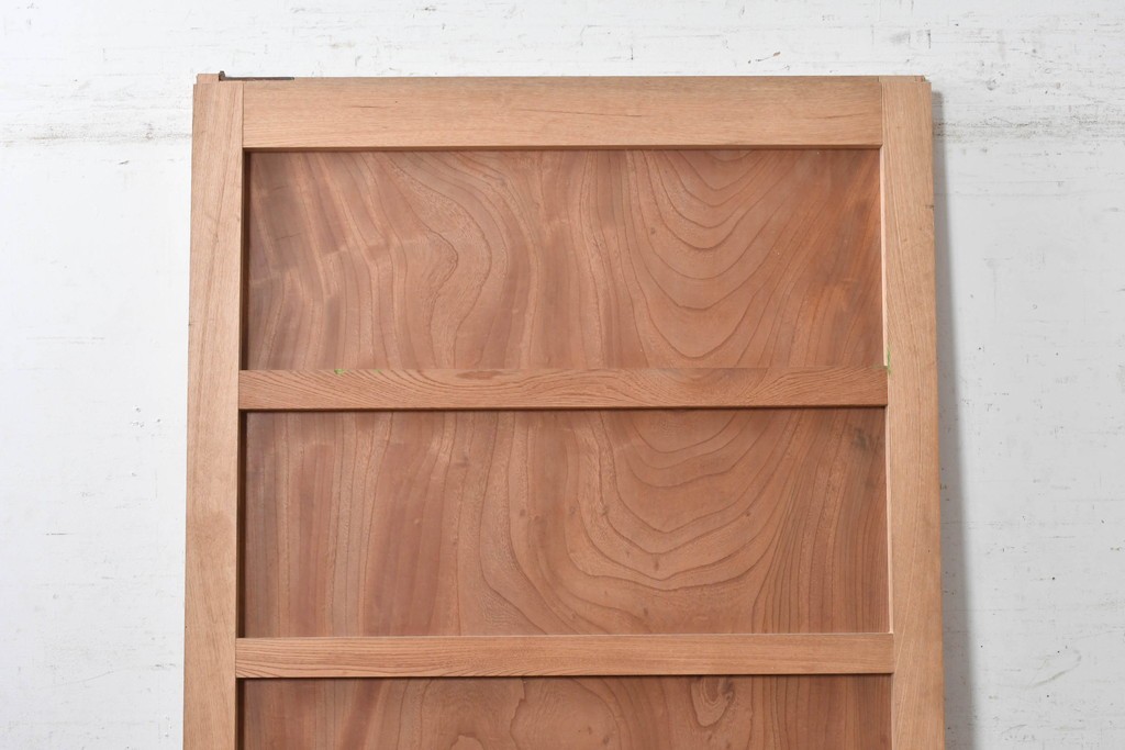 ヴィンテージ建具　美品　昭和中期から昭和後期　総欅(ケヤキ)材　杢目の良い一枚板を使った厚みのある引き戸1枚　(R-091104)