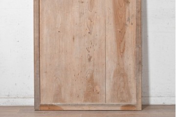 アンティーク建具　昭和初期　やわらかな木色が魅力の板戸1枚　(R-091105)