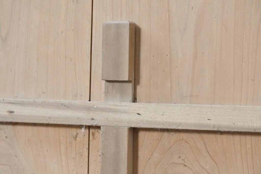 アンティーク建具　昭和初期　やわらかな木色が魅力の板戸1枚　(R-091105)