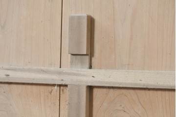 アンティーク建具　昭和初期　やわらかな木色が魅力の板戸1枚　(R-091105)